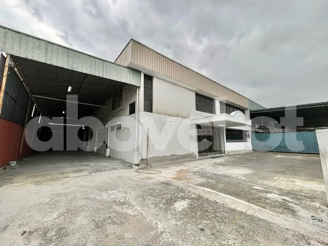 Kawasan Perusahaan Perai Taman Pelangi 半独立式厂房仓库出租