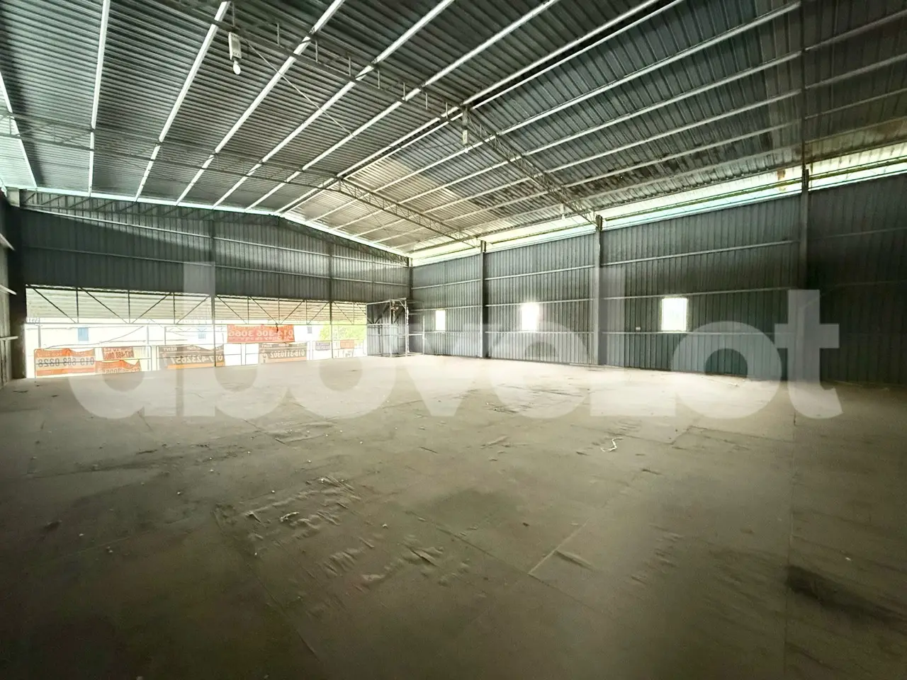 Permatang Tinggi, Penang, interior 2