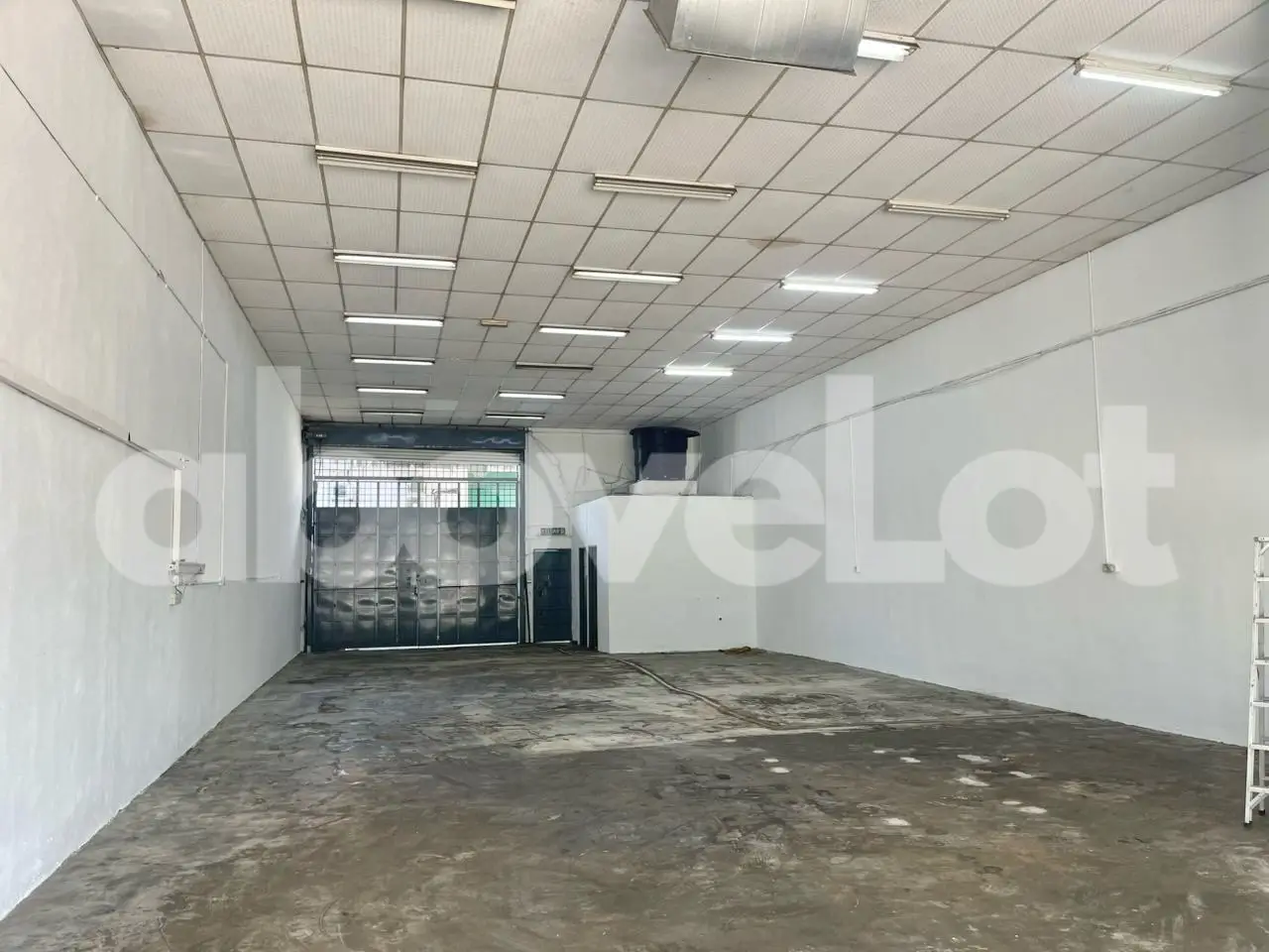 Permatang Tinggi Taman Industri Teguh 双层排屋式厂房仓库出租