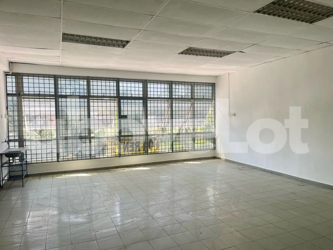 Permatang Tinggi, Penang, interior 3