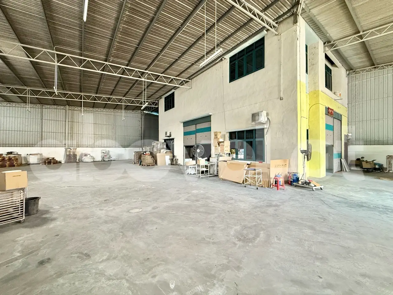 Permatang Tinggi 全面加建半独立式厂房仓库出租 地段 9,000 sqft 近 Bukit Minyak