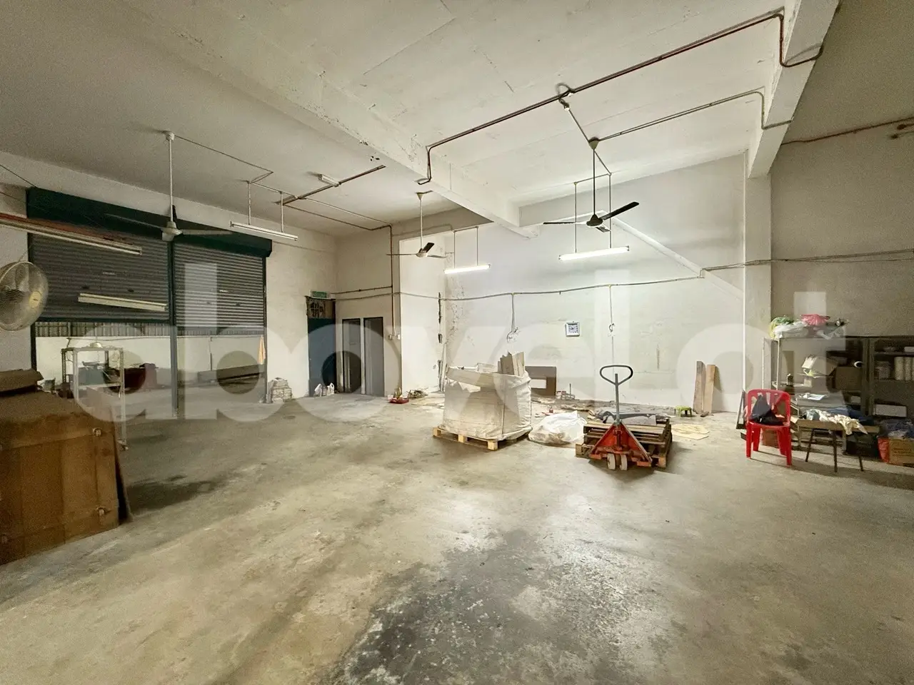 Permatang Tinggi, Penang, interior 3