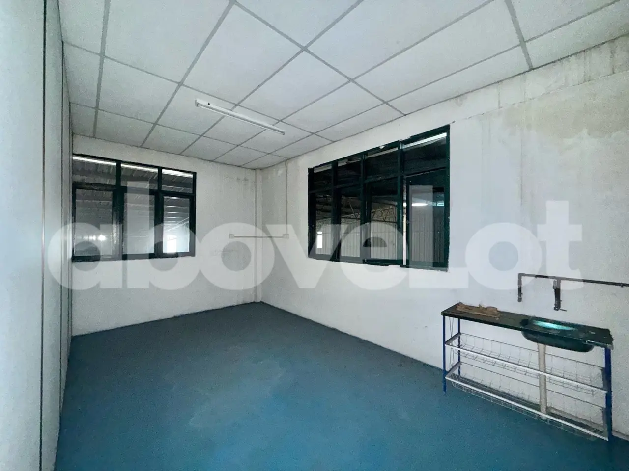 Permatang Tinggi, Penang, interior 6