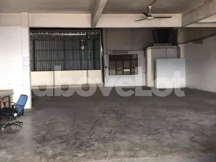 Light Industrial Warehouse Factory For Rent Permatang Tinggi near Bukit Minyak