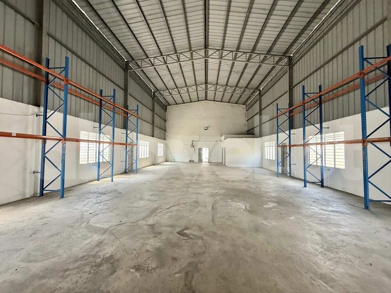 Simpang Ampat IKS 独立式厂房仓库出租 可即刻进驻